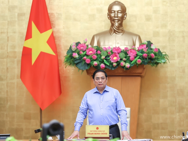 Thủ tướng Phạm Minh Chính: Mua sắm thuốc, vật tư, trang thiết bị y tế chưa được cải thiện nhiều - Ảnh 2.