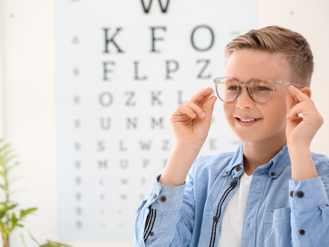 So sánh các phương pháp kiểm soát tiến triển cận thị - Ảnh 1. So sánh các phương pháp kiểm soát tiến triển cận thị - Ảnh 1.