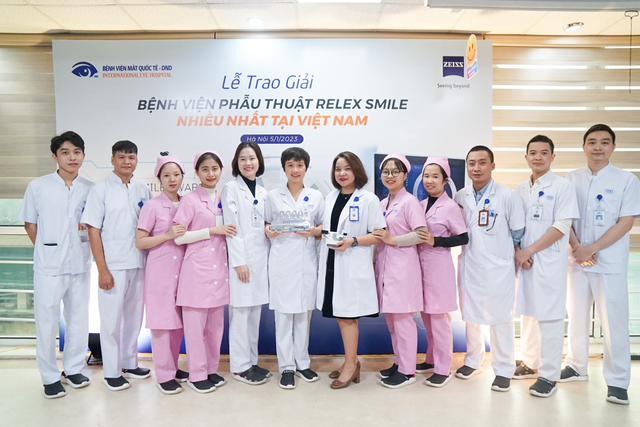 Bệnh viện mắt Quốc tế DND nhận giải &quot;Bệnh viện phẫu thuật ReLEx SMILE nhiều nhất tại Việt Nam&quot; - Ảnh 3.