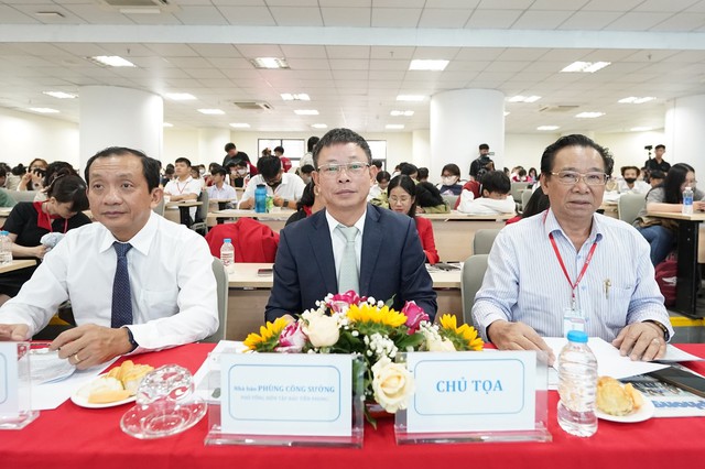 HIU đồng hành cùng Hội thảo: Hướng tới mục tiêu trở thành Trung tâm chăm sóc sức khỏe khu vực ASEAN - Ảnh 3. HIU đồng hành cùng Hội thảo: Hướng tới mục tiêu trở thành Trung tâm chăm sóc sức khỏe khu vực ASEAN - Ảnh 3.