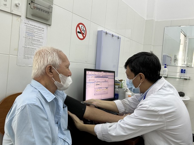 Trạm y tế ở TPHCM 'thay áo mới', thu hút bệnh nhân thăm khám - Ảnh 3.