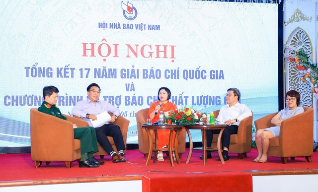 Hội Nhà báo Việt Nam khai mạc các hội nghị chuyên ngành khu vực 19 tỉnh miền Trung - Tây Nguyên - Ảnh 2.