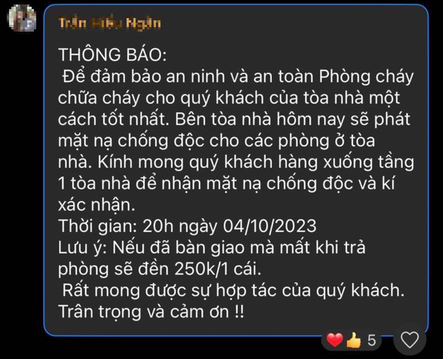 Đề phòng hoả hoạn, chủ chung cư mini trang bị mặt nạ cho từng căn hộ - Ảnh 1.