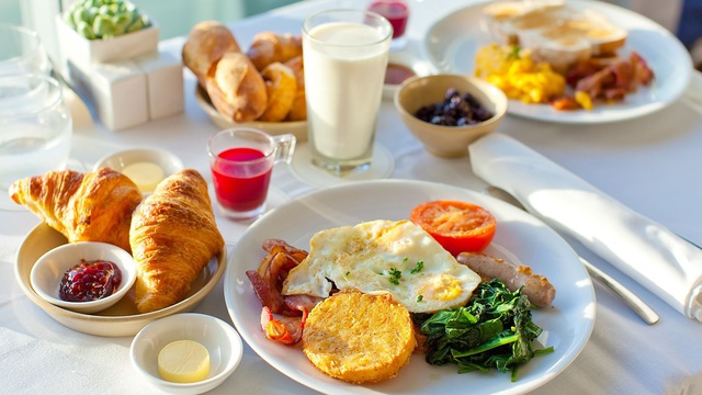 5 lý do khiến việc ăn sáng thường xuyên rất quan trọng