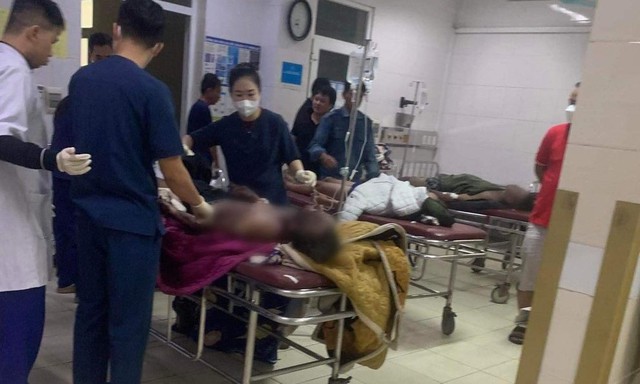 Ba bệnh nhân nhập viện trong tình trạng nguy kịch.