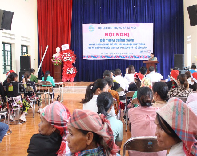 Đối thoại tìm giải pháp phòng chống tảo hôn, hôn nhân cận huyết thống ở Tả Phời, Lào Cai- Ảnh 1.