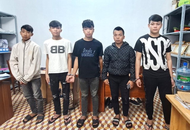 Khởi tố nhóm giữ người trái luật và cướp tài sản ở Đà Nẵng