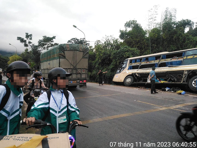 Tai nạn liên hoàn lúc rạng sáng tại Sơn La, hành khách 'thoát chết' thần kỳ - Ảnh 4.