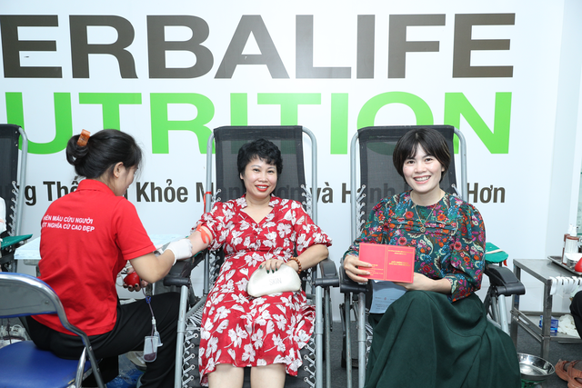 Herbalife Việt Nam liên tiếp nhận được giải thưởng Trách Nhiệm Xã Hội Doanh Nghiệp (CSR)- Ảnh 3.