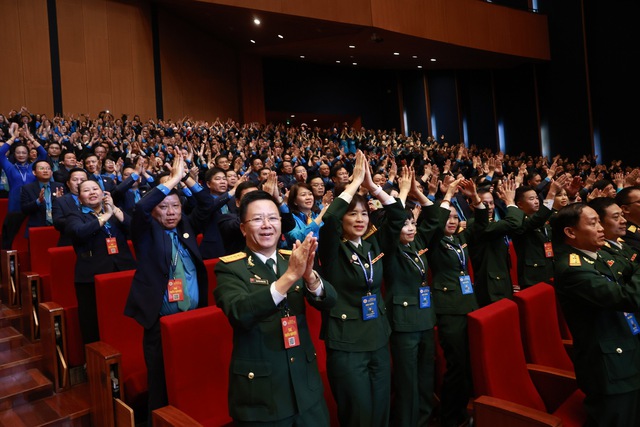 Đổi mới tổ chức và hoạt động, xây dựng Công đoàn Việt Nam vững mạnh toàn diện- Ảnh 5.