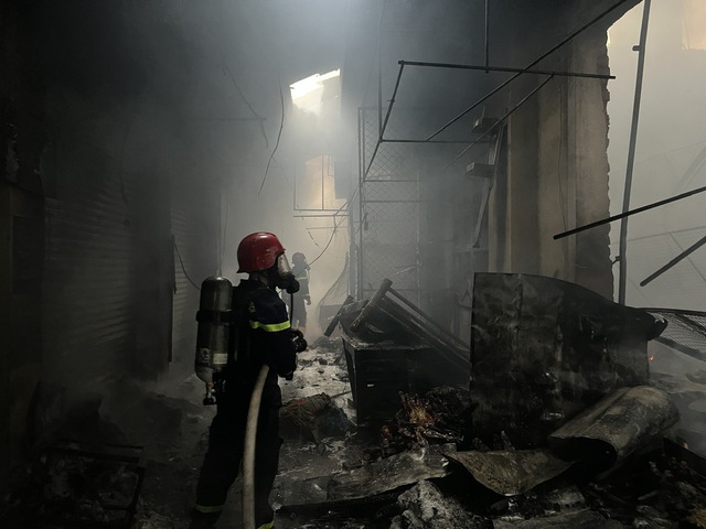 Huế xử lý nghiêm vi phạm trong công tác phòng cháy, đặc biệt tại các chợ- Ảnh 1.