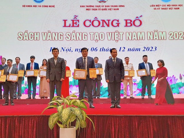 Sáng kiến của bác sỹ ở Hà Tĩnh được ghi vào Sách vàng Sáng tạo Việt Nam- Ảnh 1.