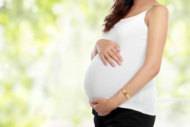 Mang thai - những thay đổi về nội tiết , hệ miễn dịch của người phụ nữ kém đi rất nhiều.