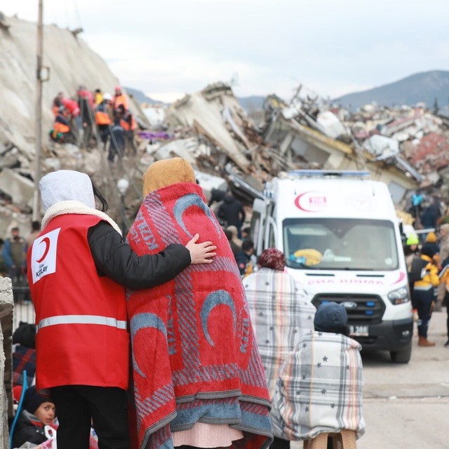 Hội Chữ thập đỏ Việt Nam kêu gọi ủng hộ nhân dân Thổ Nhĩ Kỳ và Syria khắc phục thảm hoạ động đất - Ảnh 2.