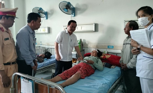 Tạm giữ tài xế xe khách trong vụ tai nạn giao thông tại Quảng Nam - Ảnh 2.