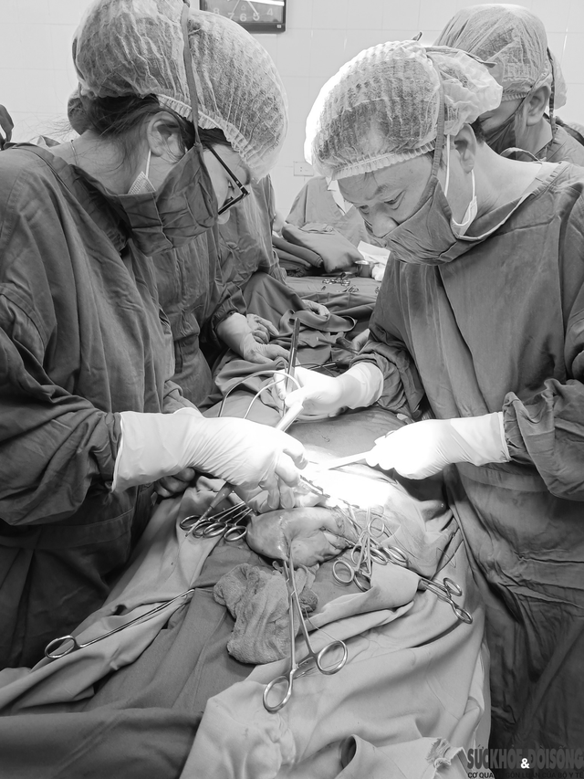 Nghệ An: Bệnh viện tuyến trên chi viện cứu sống sản phụ vỡ tử cung - Ảnh 2.