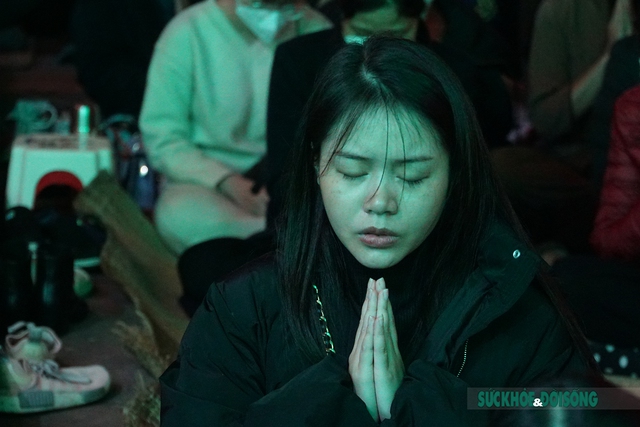 Hàng nghìn người dân ở Hà Nội tham dự lễ cầu an ở chùa Phúc Khánh - Ảnh 11.