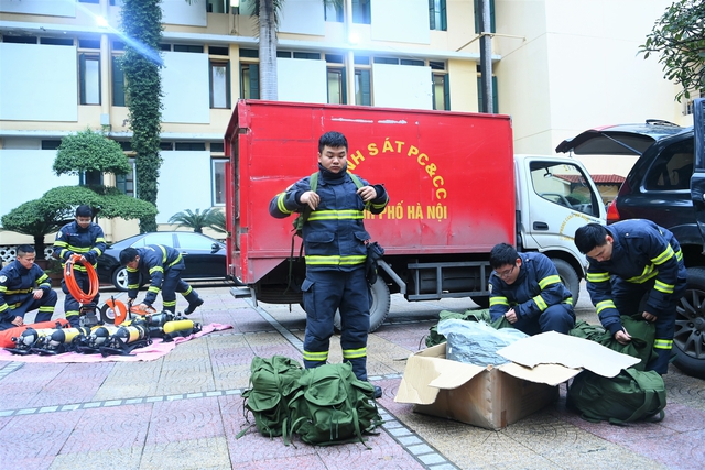 Bộ Công an đưa 24 cán bộ tinh nhuệ sang Thổ Nhĩ Kỳ cứu hộ động đất - Ảnh 3.