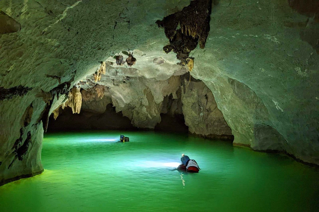 Phát hiện hệ thống hang động dài hơn 3,3km còn nguyên sơ tại Quảng Bình - Ảnh 4.