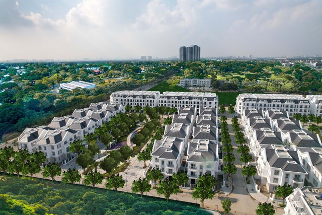 Trải nghiệm phong cách &quot;Shopping in the park&quot; tại Eurowindow Twin Parks - Ảnh 1.