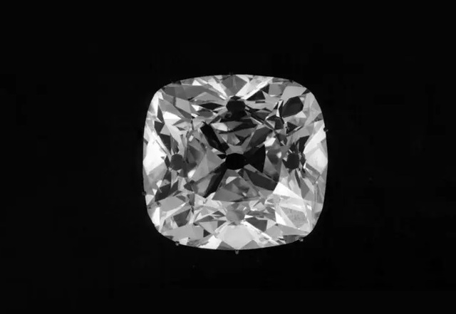 Những viên kim cương quý hiếm và đắt giá nhất thế giới - Ảnh 13.