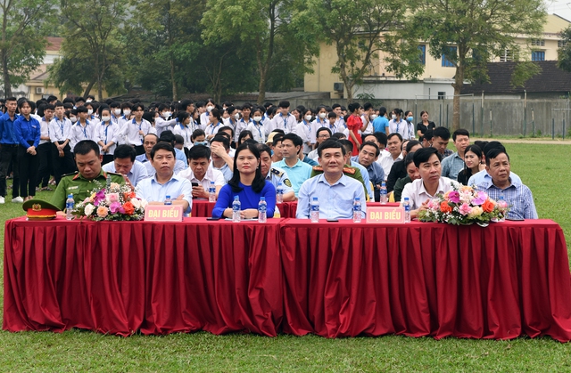 Nghệ An: Đẩy mạnh kiểm tra, xử lý nghiêm các hành vi vi phạm An toàn thực phẩm - Ảnh 3.