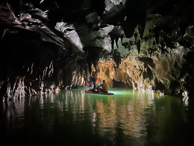 Phát hiện thêm 22 hang động tuyệt đẹp, dài gần 12km tại Quảng Bình - Ảnh 3.