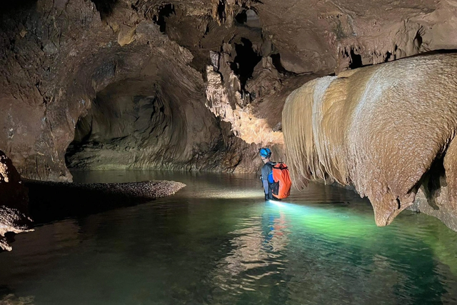 Phát hiện thêm 22 hang động tuyệt đẹp, dài gần 12km tại Quảng Bình - Ảnh 4.