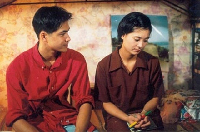 Vai Hoài "Thát chơ" trong "Xin hãy tin em" do nữ diễn viên Lệ Hằng đảm nhận được xem là "nữ quái màn ảnh nhỏ" gây sốt thập niên 1990.