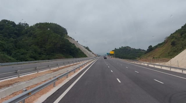 Khánh thành 2 dự án cao tốc dài 160km qua 4 tỉnh - Ảnh 2.