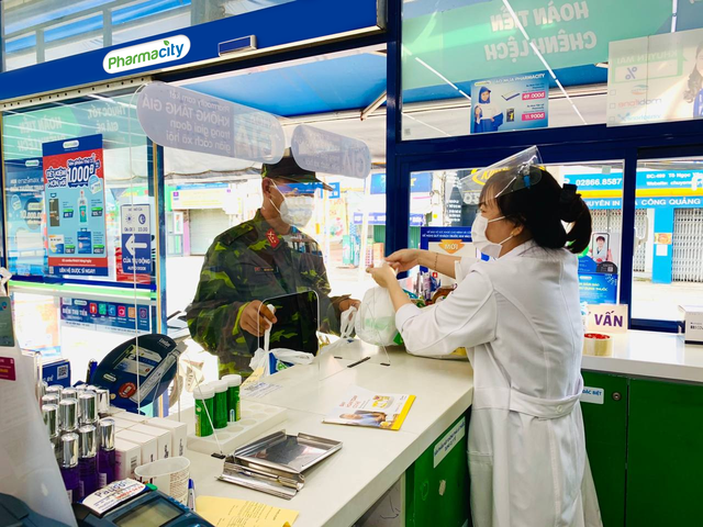 Pharmacity tài trợ 610.000 bộ test nhanh kháng nguyên phục vụ phòng, chống dịch COVID-19 - Ảnh 2.