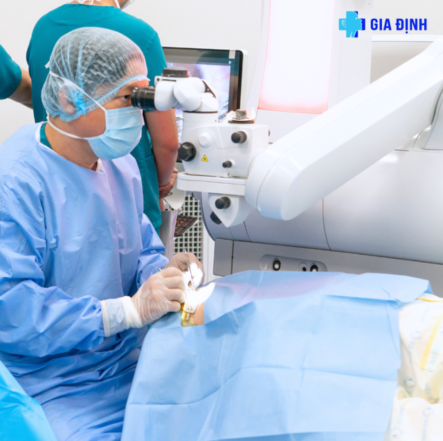 Bệnh viện Đa khoa Gia Định &quot;xoá cận&quot; thành công ca đầu tiên bằng công nghệ Smile Pro thế hệ mới 2023 - Ảnh 3.