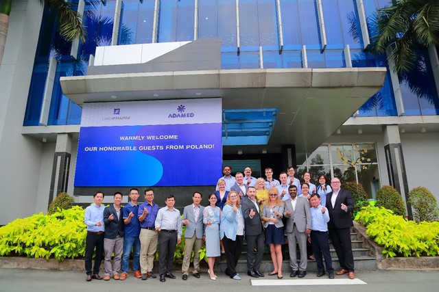 Adamed Pharma chính thức trở thành cổ đông sở hữu 100% Davipharm - Ảnh 3. Adamed Pharma chính thức trở thành cổ đông sở hữu 100% Davipharm - Ảnh 3.