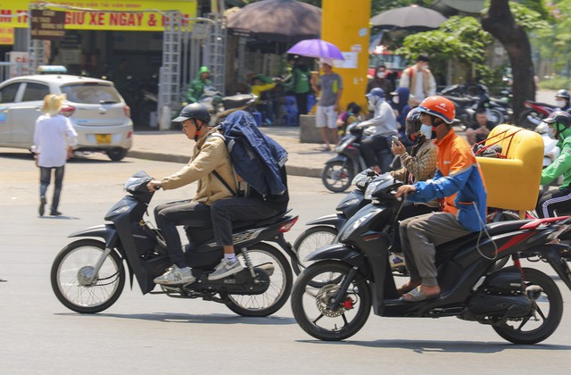 Thời tiết hôm nay 19/5:  - Ảnh 1.