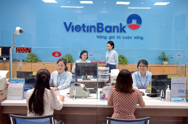 VietinBank: Tích cực đẩy mạnh tăng thu dịch vụ, cải thiện cơ cấu thu nhập - Ảnh 2.