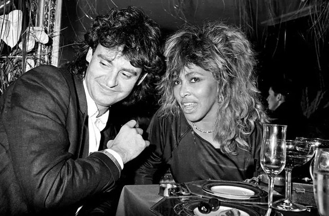 'Nữ hoàng nhạc rock' Tina Turner và mối tình đẹp như mơ với người chồng hiến thận để cứu vợ - Ảnh 4.
