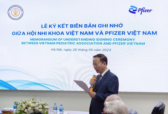 Lễ ký kết Biên bản ghi nhớ hợp tác chăm sóc sức khỏe trẻ em giữa Pfizer Việt Nam cùng Hội Nhi khoa Việt Nam - Ảnh 2.