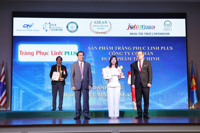 Tràng Phục Linh PLUS lọt top 10 Thương hiệu mạnh ASEAN 2023 - Ảnh 1.