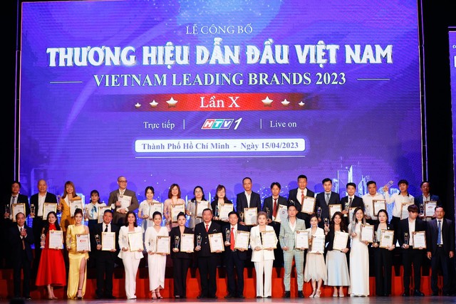 Sản phẩm hỗ trợ giảm cân sáng giá trong top 10 Thương hiệu Dẫn đầu Việt Nam - Ảnh 1. Sản phẩm hỗ trợ giảm cân sáng giá trong top 10 Thương hiệu Dẫn đầu Việt Nam - Ảnh 1.