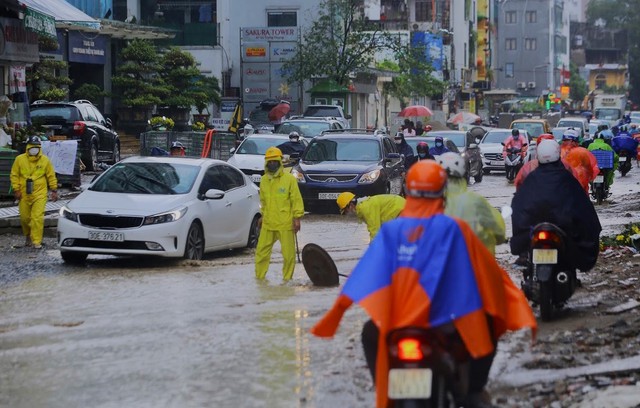 Nhiều khu vực nội thành Hà Nội có thể ngập nếu mưa lớn với tần suất cao - Ảnh 1.