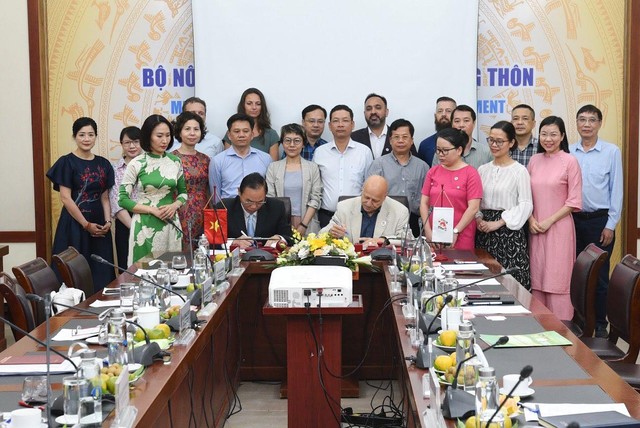Hợp tác phòng chống bệnh dịch từ động vật sang người tại Việt Nam - Ảnh 3.