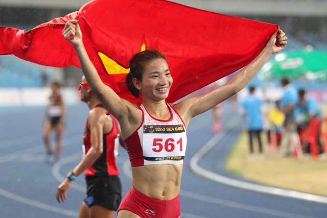SEA Games 32: Nguyễn Thị Oanh rơi vào thế khó trong ngày thi đấu 9/5 - Ảnh 1.