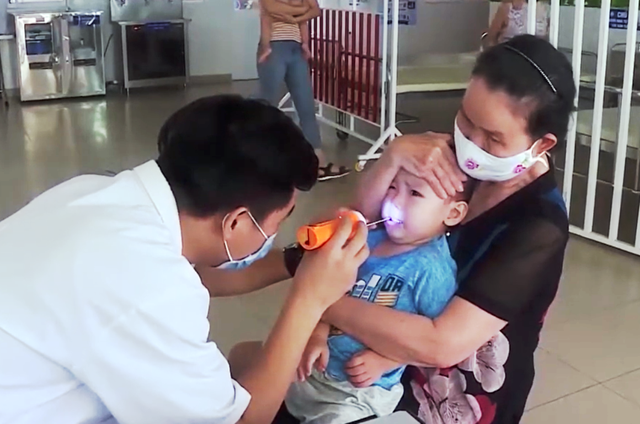Bệnh tay chân miệng và sốt xuất huyết tăng ở Đà Nẵng
