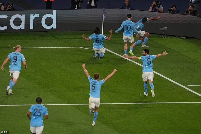 Khoảnh khắc đáng nhớ trong ngày Man City vô địch Champions League - Ảnh 7.