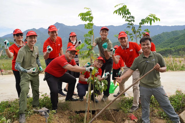 Dai-ichi Life Việt Nam phát động Dự án “Trồng cây xanh đô thị” tại Đà Nẵng - Ảnh 3.
