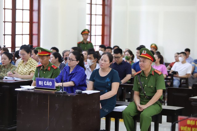 Nghệ An: Tòa phúc thẩm giảm án cho cô giáo Dung
 - Ảnh 1.