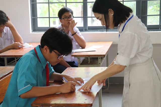 Hơn 48,8% bài thi môn Toán lớp 10 ở Đà Nẵng dưới điểm trung bình - Ảnh 1.
