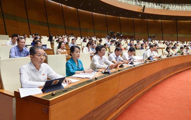 Phó Chủ tịch Thường trực Quốc hội làm Trưởng Đoàn giám sát việc quản lý thị trường BĐS, phát triển NƠXH - Ảnh 1.