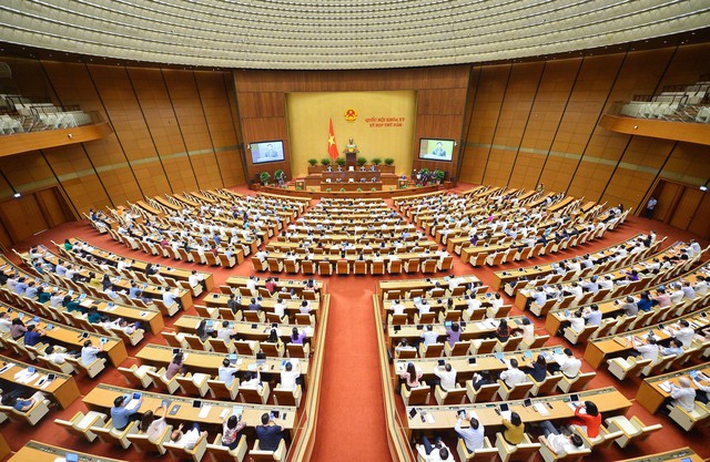Phó Thủ tướng Lê Minh Khái trả lời chất vấn các ĐBQH liên quan đến loạt vấn đề 'nóng' - Ảnh 4.