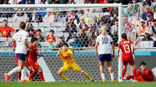 HLV Mai Đức Chung hài lòng với tuyển nữ sau trận mở màn gặp Mỹ tại World Cup  - Ảnh 3.